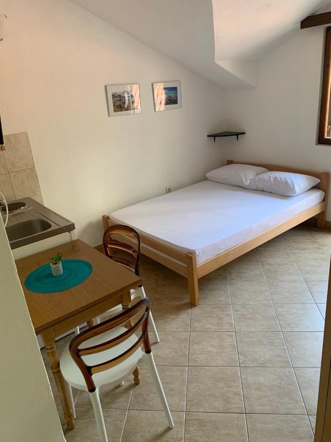 Apartmani Ivana Tivat Eksteriør bilde