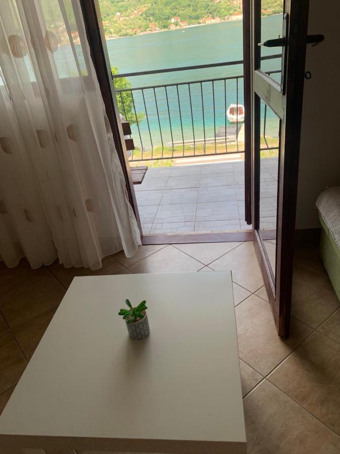 Apartmani Ivana Tivat Eksteriør bilde