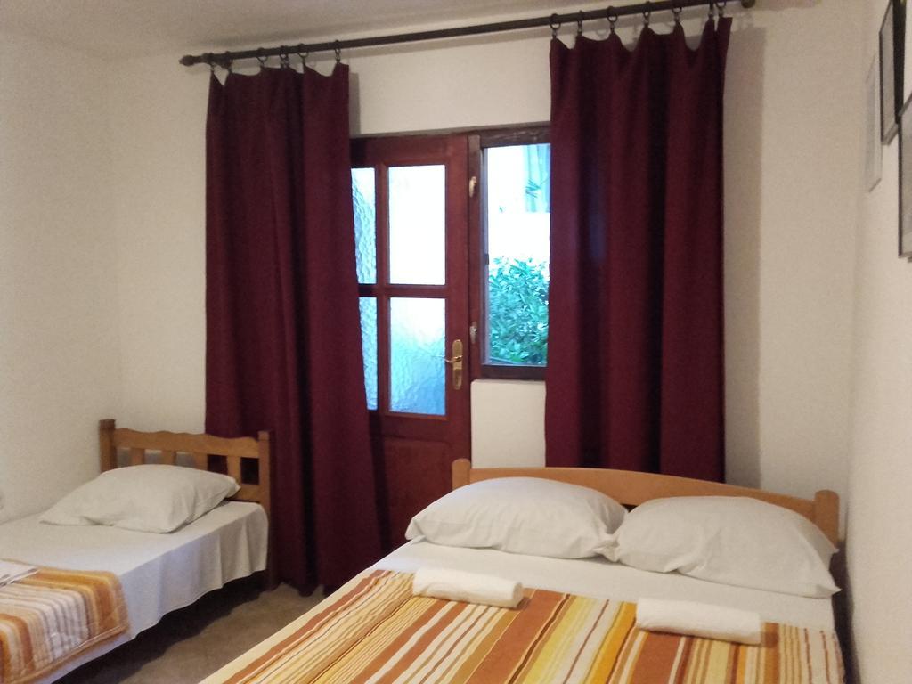 Apartmani Ivana Tivat Eksteriør bilde